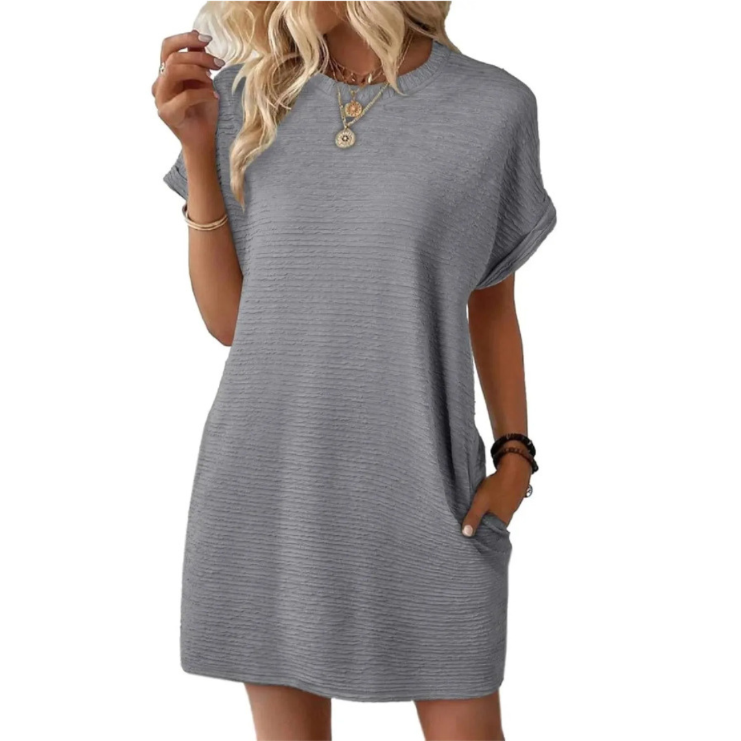 Evasha | Minimalist Round Neck Dress