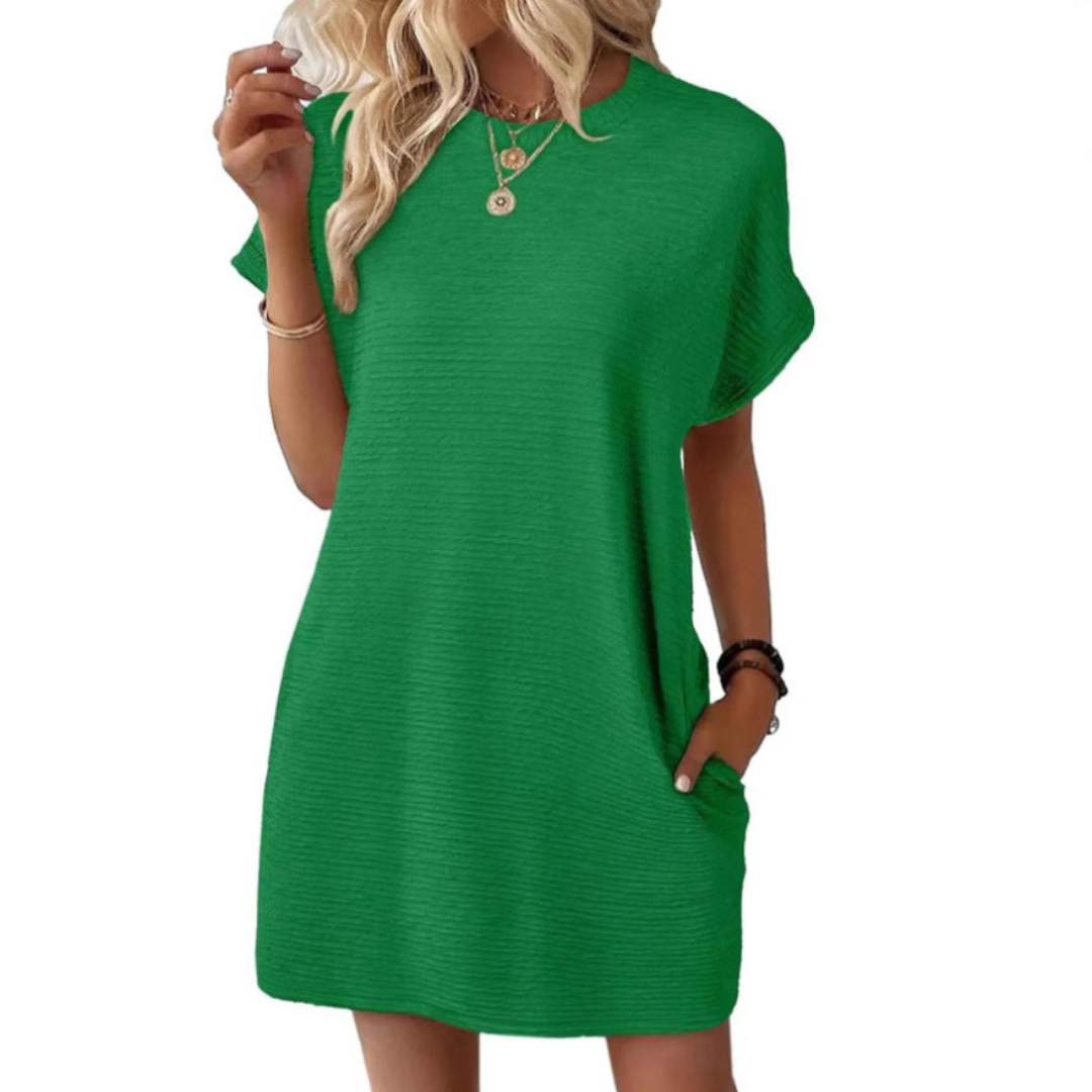Evasha | Minimalist Round Neck Dress