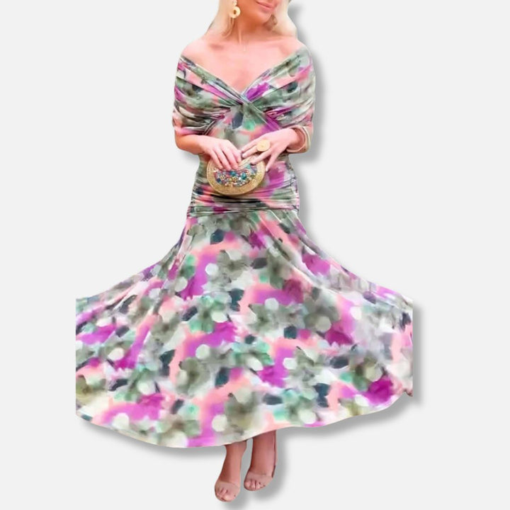 Luna | Elegant Dress With V-Neckline