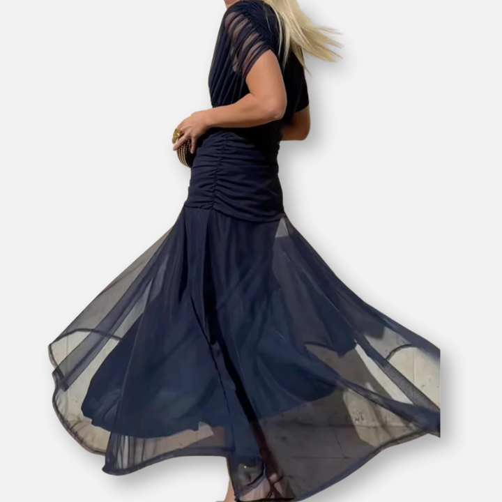 Luna | Elegant Dress With V-Neckline