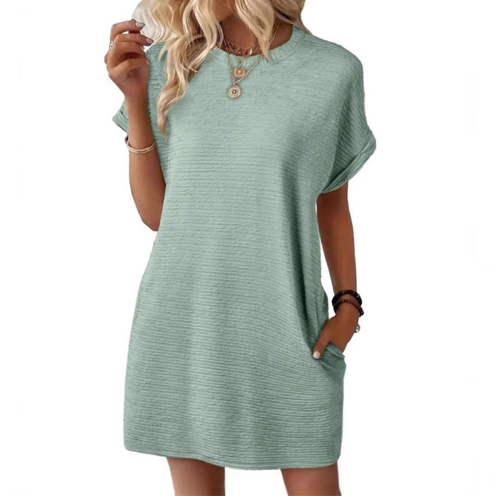 Evasha | Minimalist Round Neck Dress