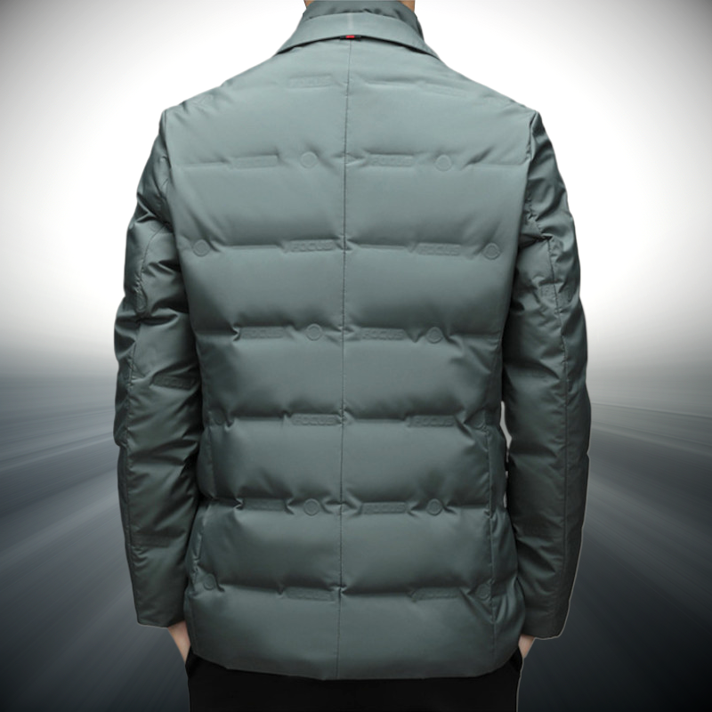 Finn | Sharp Focus Urban Windbreaker